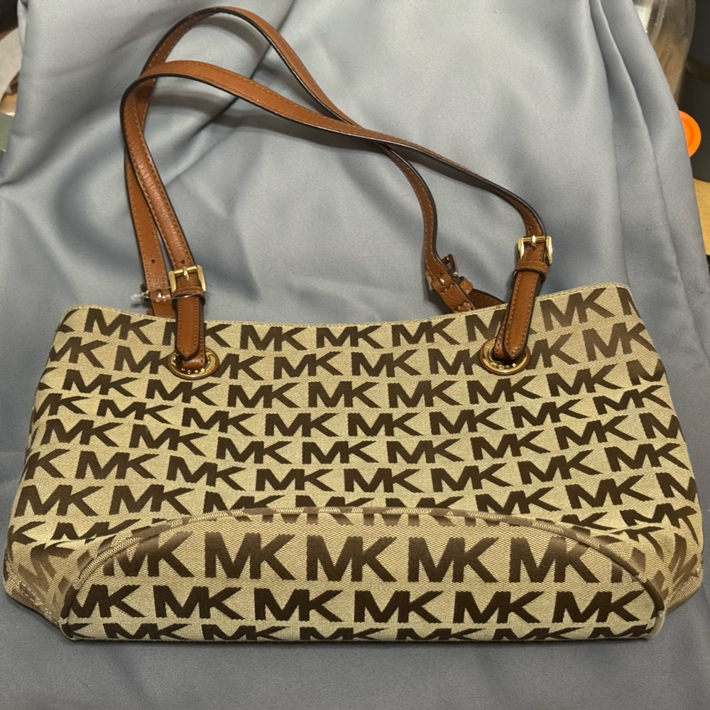 Michael Kors Brown Logo Tote Bag - Picture 8 of 16